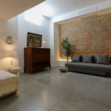 Chic Tailor Made 2 Bedroom Apartment Lisbon